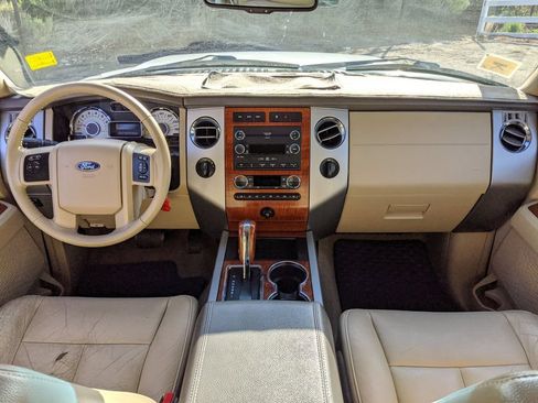 Used 2010 Ford Expedition Eddie Bauer AWD/4WD image 7