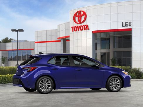 New 2026 Toyota Corolla SE FWD image 11