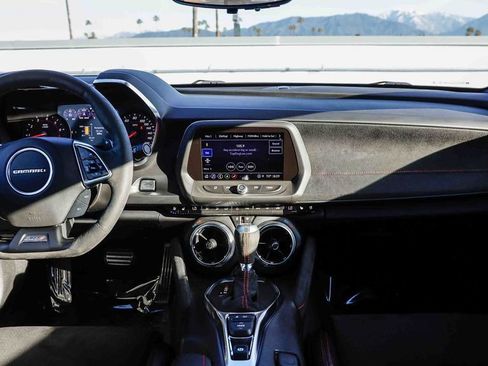 Used 2022 Chevrolet Camaro ZL1 image 15