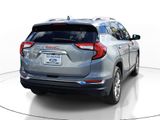 Used 2023 GMC Terrain SLT w/ Infotainment Package II image 4