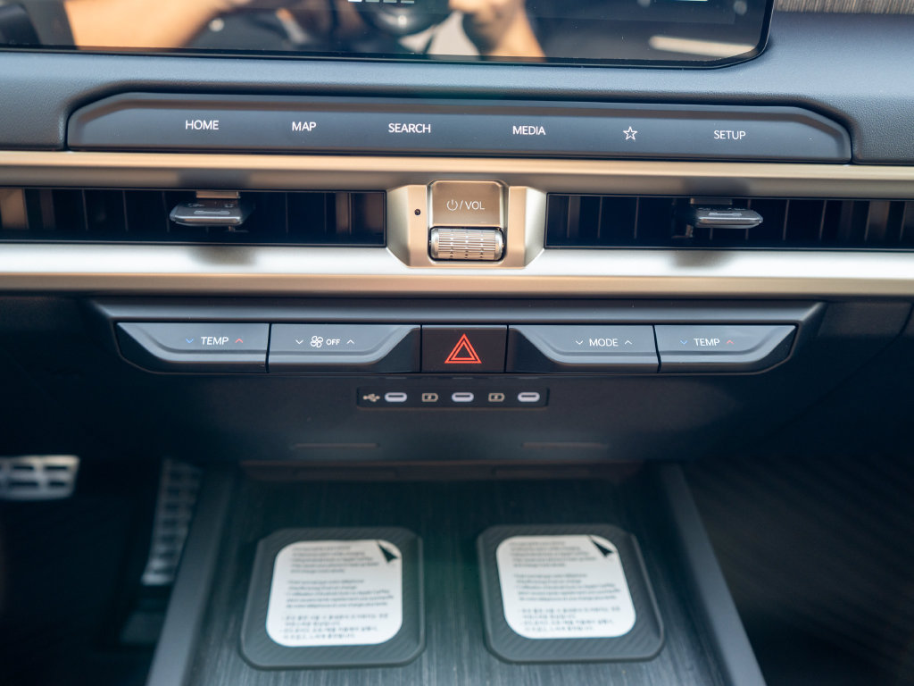 New 2027 Kia Telluride SX Prestige AWD/4WD image 32