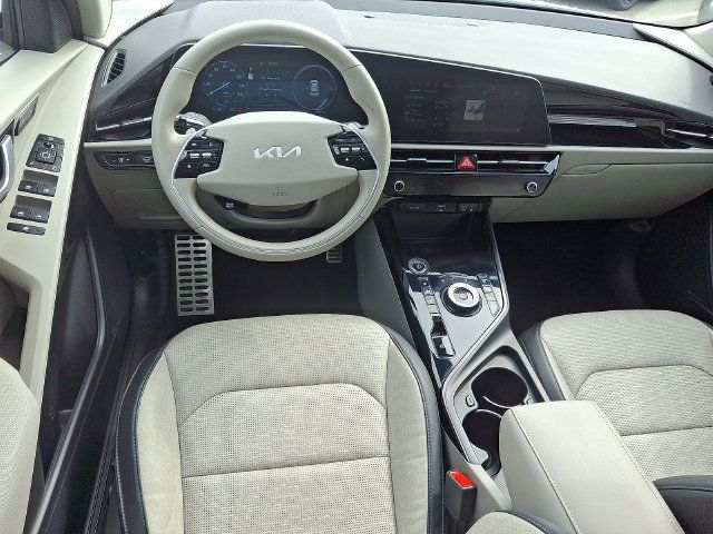 Certified 2023 Kia Niro Wave w/ Wave Preserve Package FWD image 13