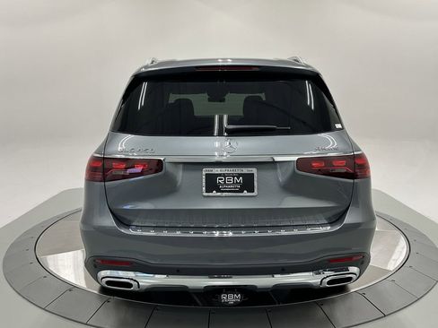 New 2026 Mercedes-Benz GLS 450 4MATIC image 6
