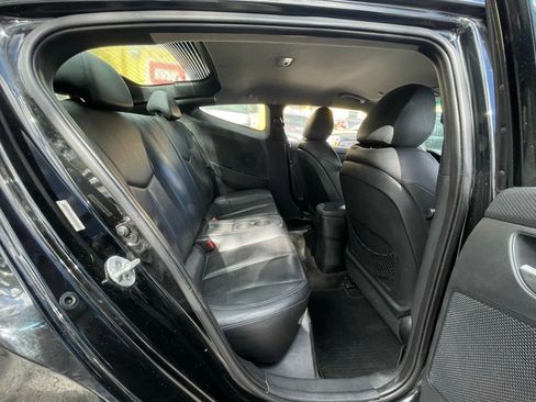 Used 2013 Hyundai Veloster Turbo image 27