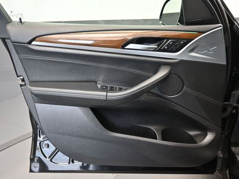 Used 2019 BMW X3 sDrive30i w/ Convenience Package image 9