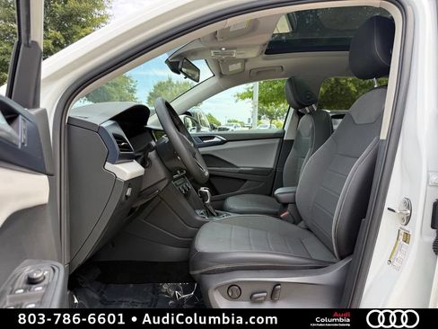 Used 2022 Volkswagen Taos SE FWD image 22