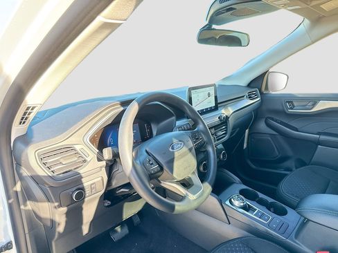 New 2026 Ford Escape Active image 12