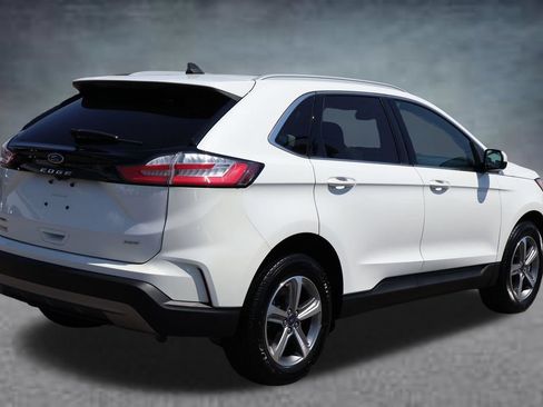 Used 2022 Ford Edge SEL w/ Convenience Package AWD/4WD image 3