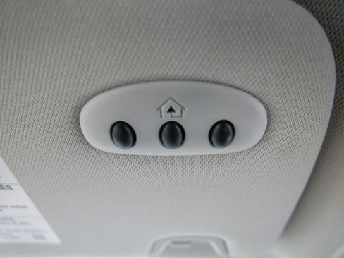 Used 2014 Ford Fusion SE w/ Equipment Group 202A image 31