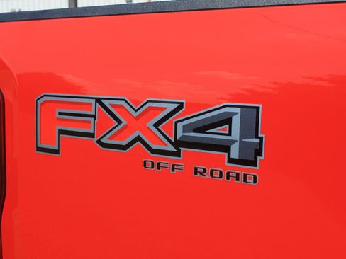 Used 2023 Ford F250 XL w/ STX Appearance Package AWD/4WD image 8