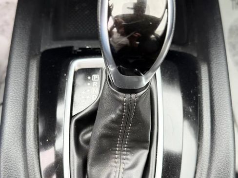 Used 2021 Nissan Rogue Sport SV AWD/4WD image 18