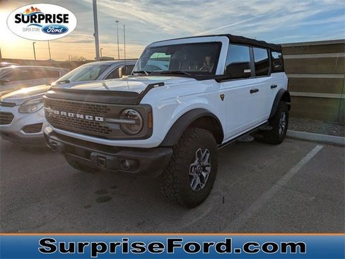 Used 2022 Ford Bronco Badlands image 1