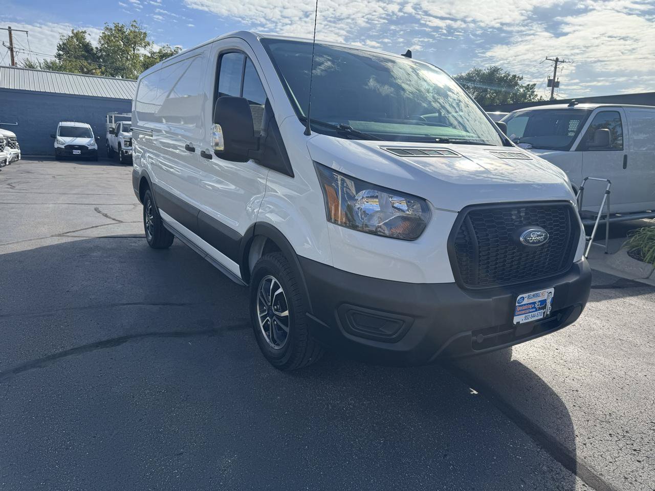 Used 2021 Ford Transit 250 Low Roof RWD image 3