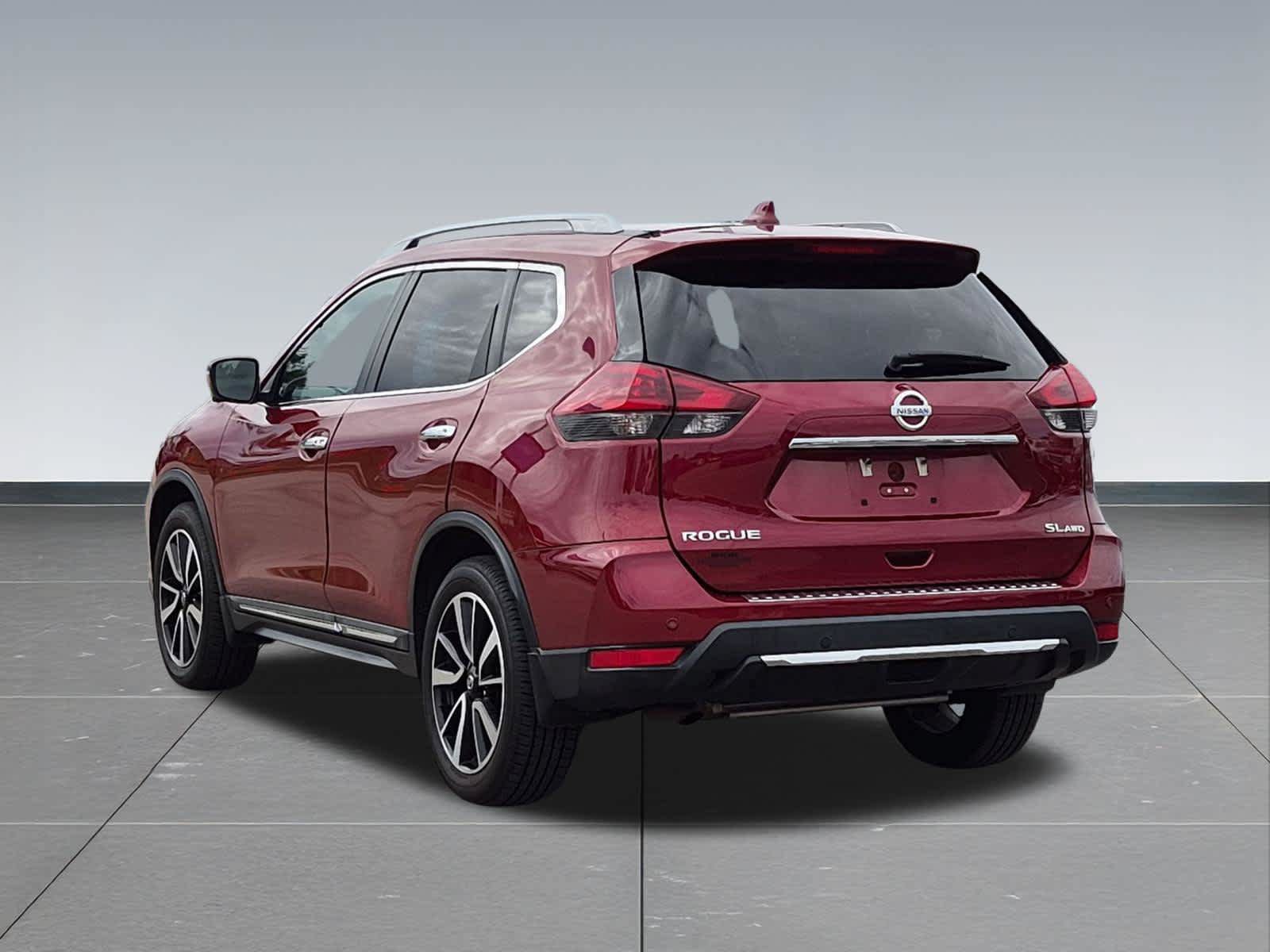 Used 2019 Nissan Rogue SL w/ Premium Package AWD/4WD image 4