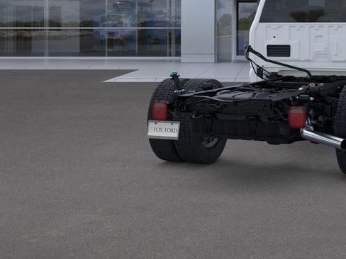 New 2025 Ford F550 4x4 Regular Cab Super Duty image 21