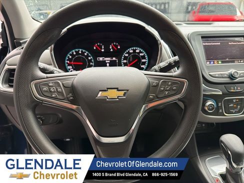 Used 2023 Chevrolet Equinox LS image 12