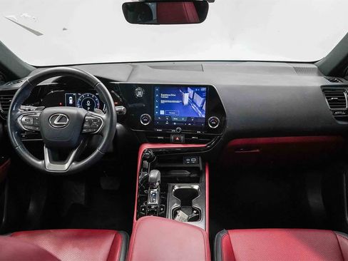 Used 2025 Lexus NX 250 FWD image 12