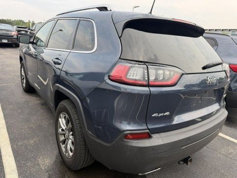 Used 2021 Jeep Cherokee Latitude Lux w/ Sun & Sound Group AWD/4WD image 3