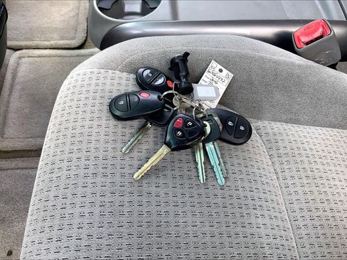 Used 2006 Toyota Sienna CE FWD image 14