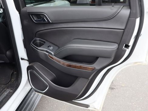 Used 2019 Chevrolet Tahoe LT image 37
