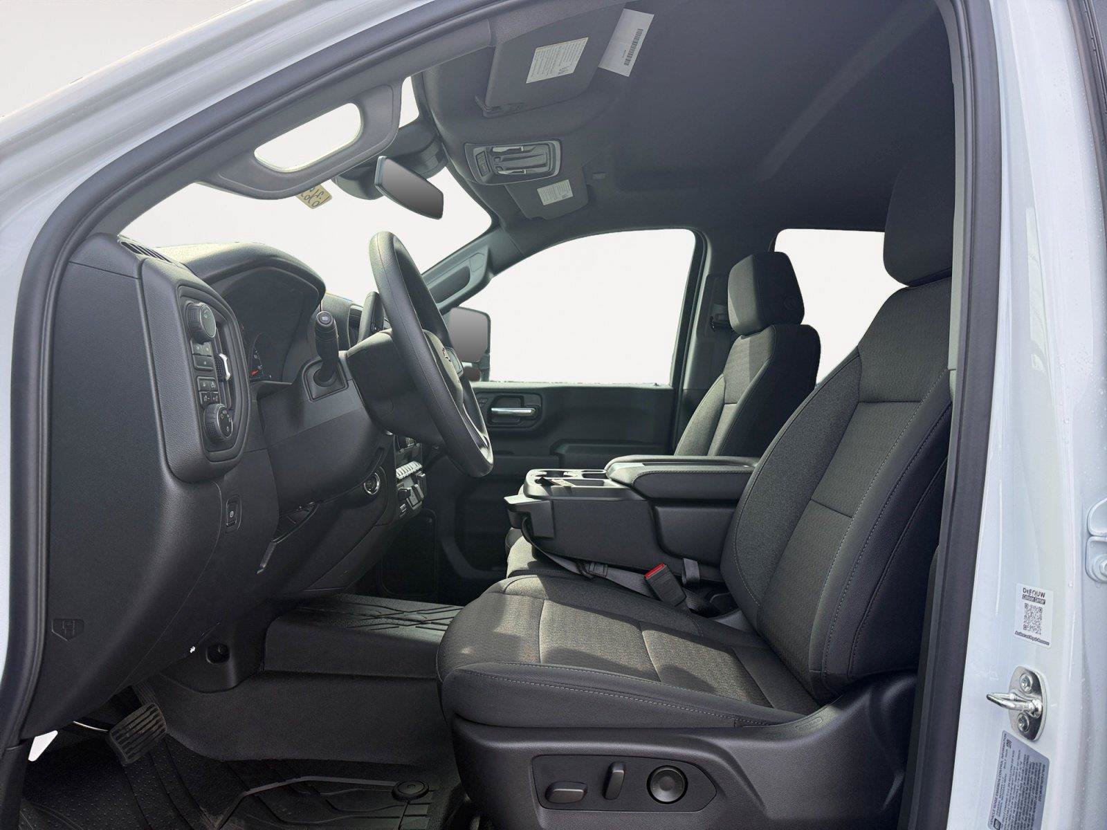 New 2026 Chevrolet Silverado 2500 Custom w/ Custom Value Package AWD/4WD image 10