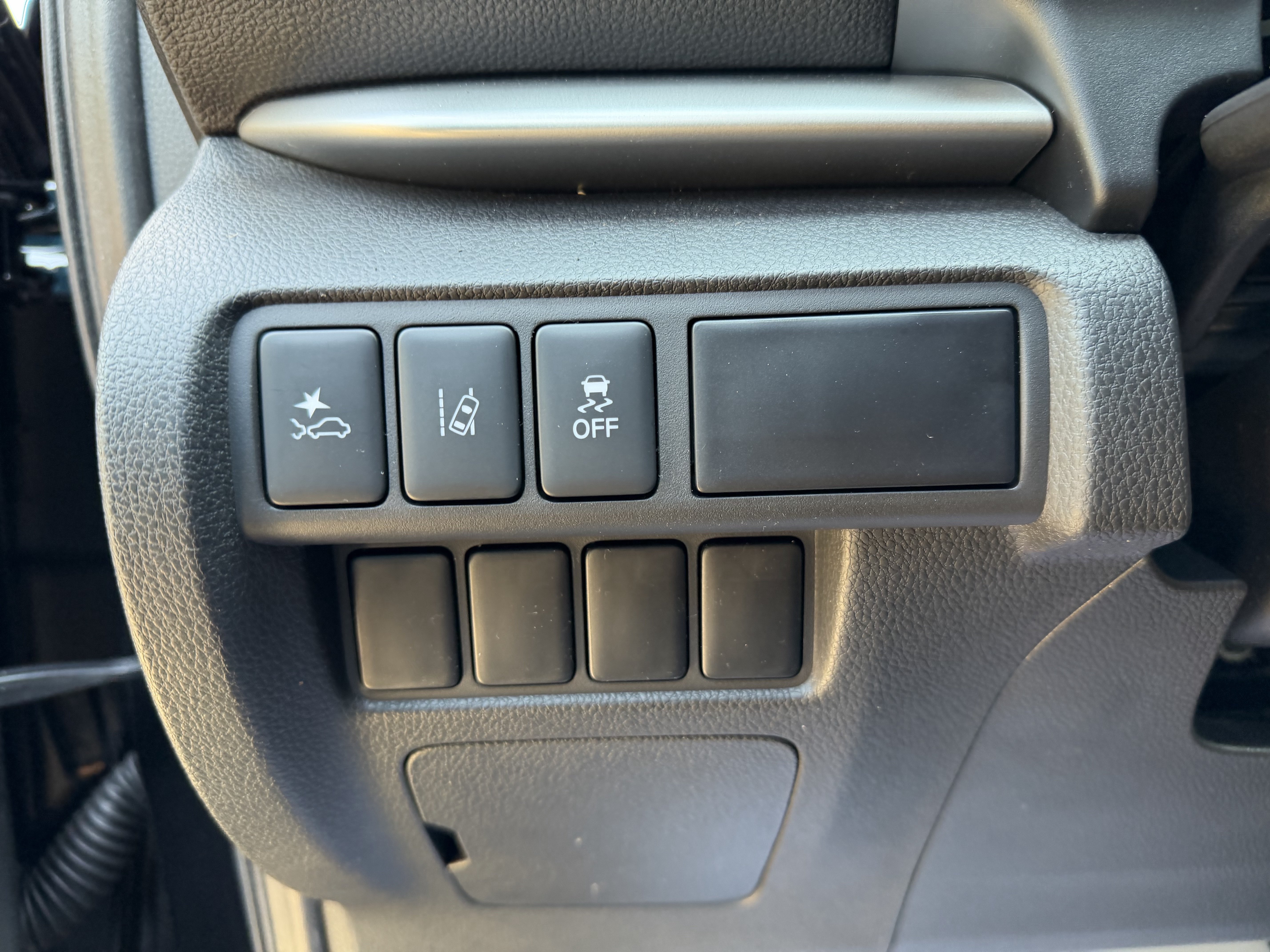 New 2026 Mitsubishi Eclipse Cross ES AWD/4WD image 10