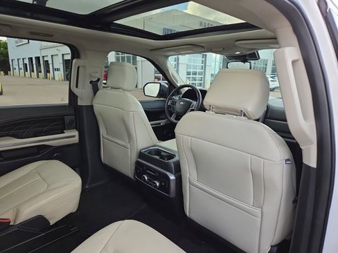 Used 2019 Ford Expedition Platinum AWD/4WD image 47