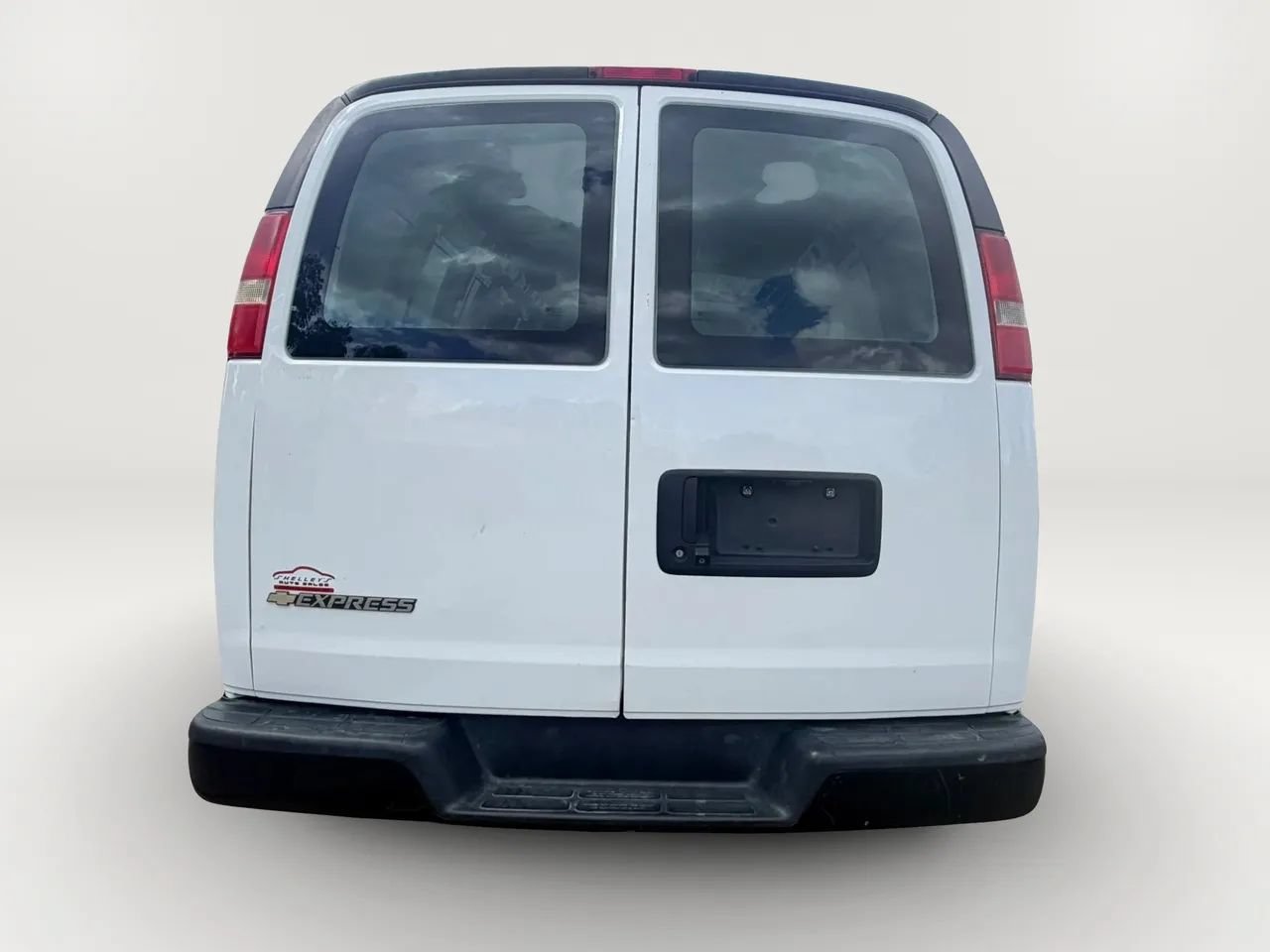Used 2020 Chevrolet Express 2500 Extended w/ Driver Convenience Package RWD image 9