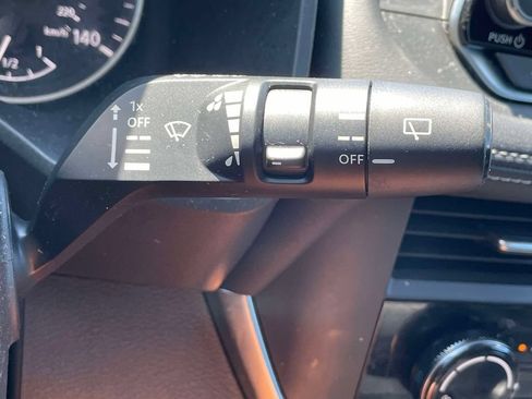 Used 2023 Nissan Rogue S AWD/4WD image 25