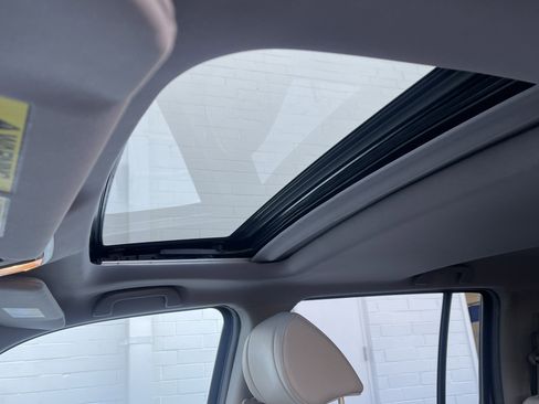 Used 2014 Honda Pilot EX-L image 11