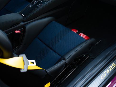 Used 2023 Porsche 718 Cayman GT4 RS RWD image 28
