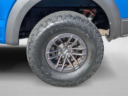 Used 2020 Ford F150 Raptor w/ Equipment Group 802A Luxury AWD/4WD image 23