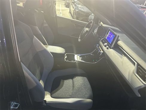 Used 2024 Toyota RAV4 XLE image 28