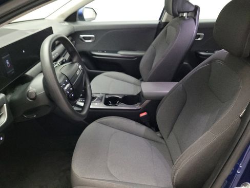 Used 2025 Kia K4 FWD image 17