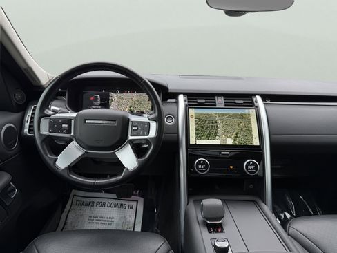 Used 2022 Land Rover Discovery S image 23
