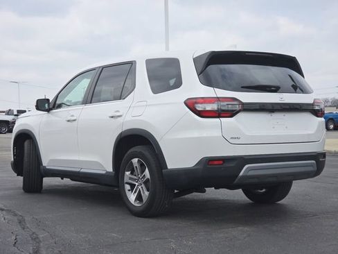 Used 2023 Honda Pilot EX-L image 22