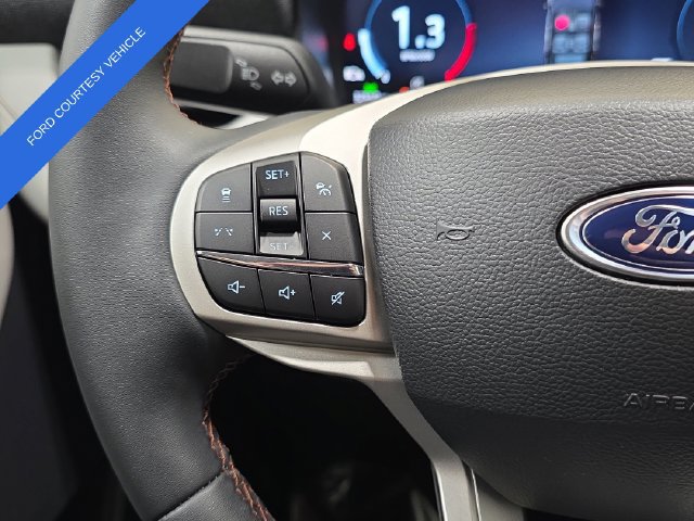 Used 2026 Ford Explorer Active w/ Active Comfort Package AWD/4WD image 16