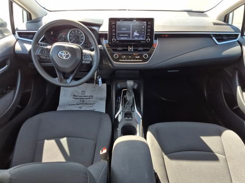 Used 2021 Toyota Corolla LE image 16