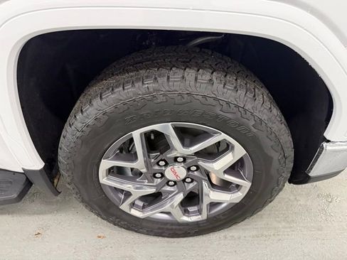 New 2026 GMC Sierra 1500 SLT w/ SLT Premium Plus Package image 4