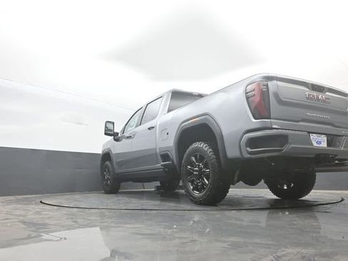 Used 2025 GMC Sierra 2500 AT4 w/ AT4 Premium Plus Package AWD/4WD image 37