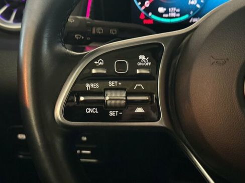 Certified 2022 Mercedes-Benz EQB 350 4MATIC image 30