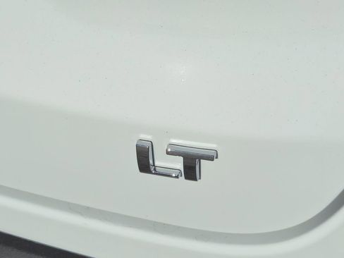 New 2026 Chevrolet Trax LT w/ Driver Confidence Package image 6