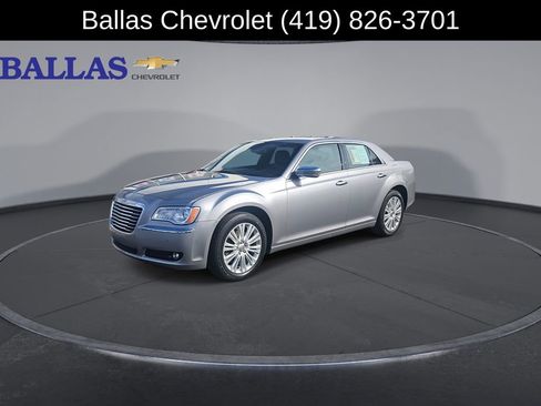 Used 2014 Chrysler 300 C w/ Light Group AWD/4WD image 4