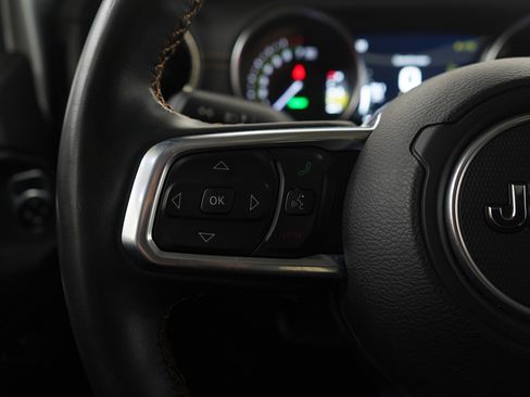 Used 2022 Jeep Wrangler Unlimited Sahara image 22