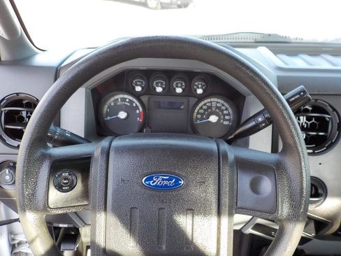 Used 2013 Ford F250 XL AWD/4WD image 15