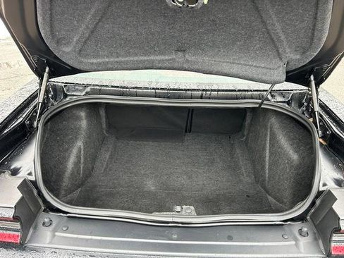 Used 2023 Dodge Challenger R/T w/ Blacktop Package image 26