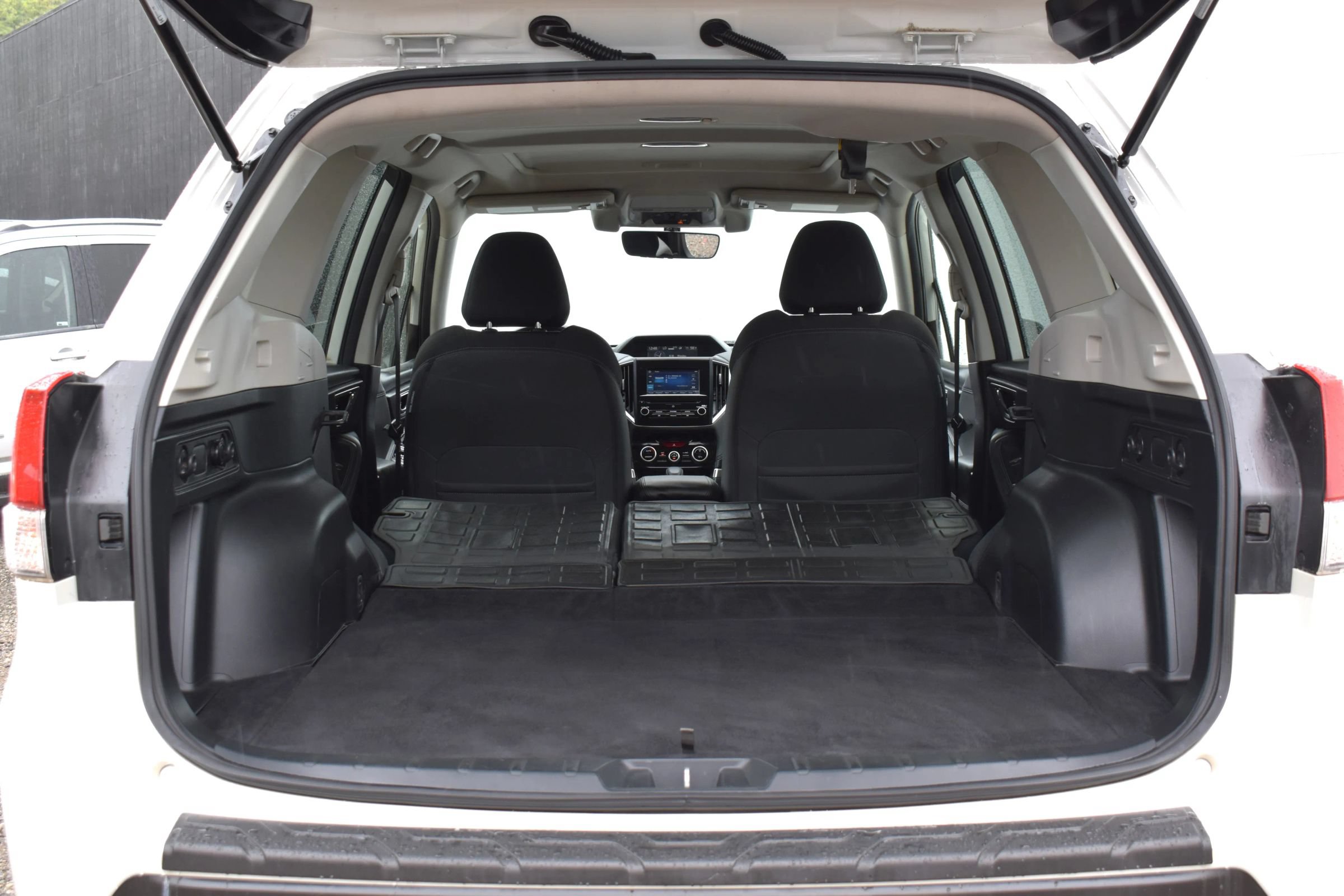 Used 2020 Subaru Forester Premium AWD/4WD image 50