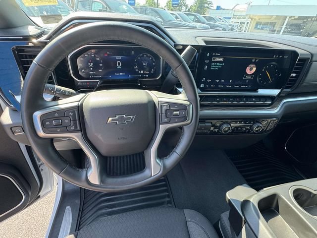 Used 2026 Chevrolet Silverado 1500 RST AWD/4WD image 14