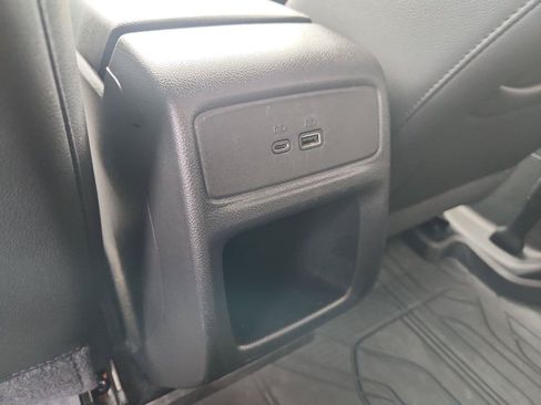 Used 2024 Chevrolet Trax RS w/ Sunroof Package FWD image 22