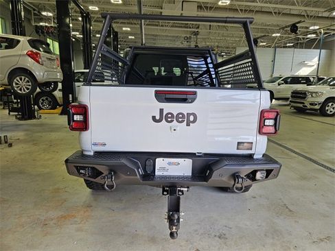 New 2024 Jeep Gladiator Rubicon w/ Steel Bumper Group image 4